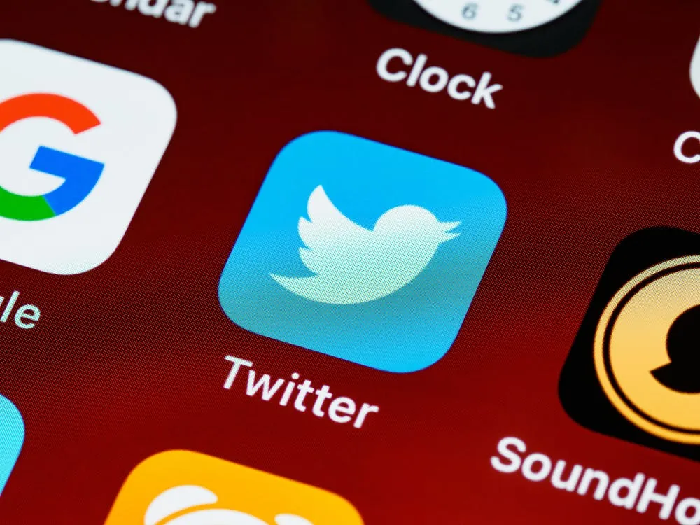Identifying Fake Accounts and Twitter Bots using Artificial Intelligence