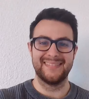 Adrián Navarro