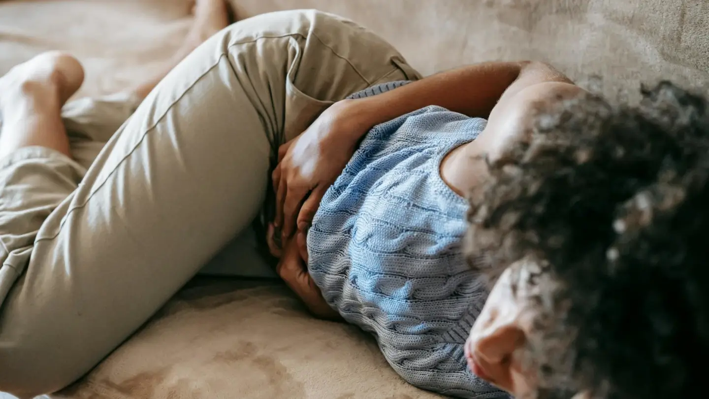Bruciore intimo e stress: esiste una correlazione?