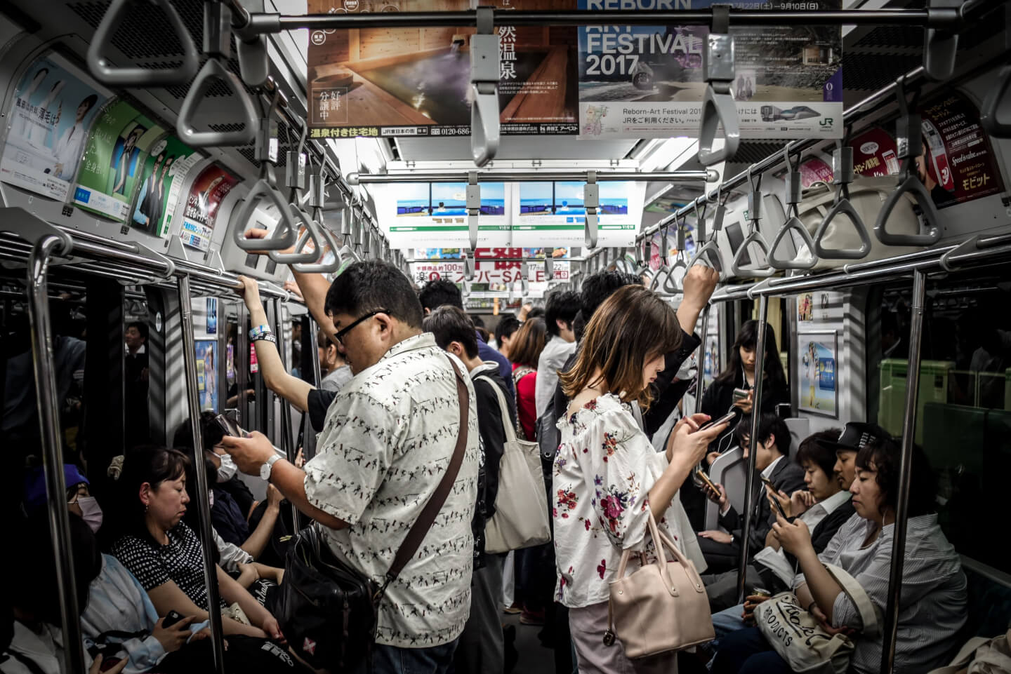 Le relazioni sociali al tempo dello smartphone