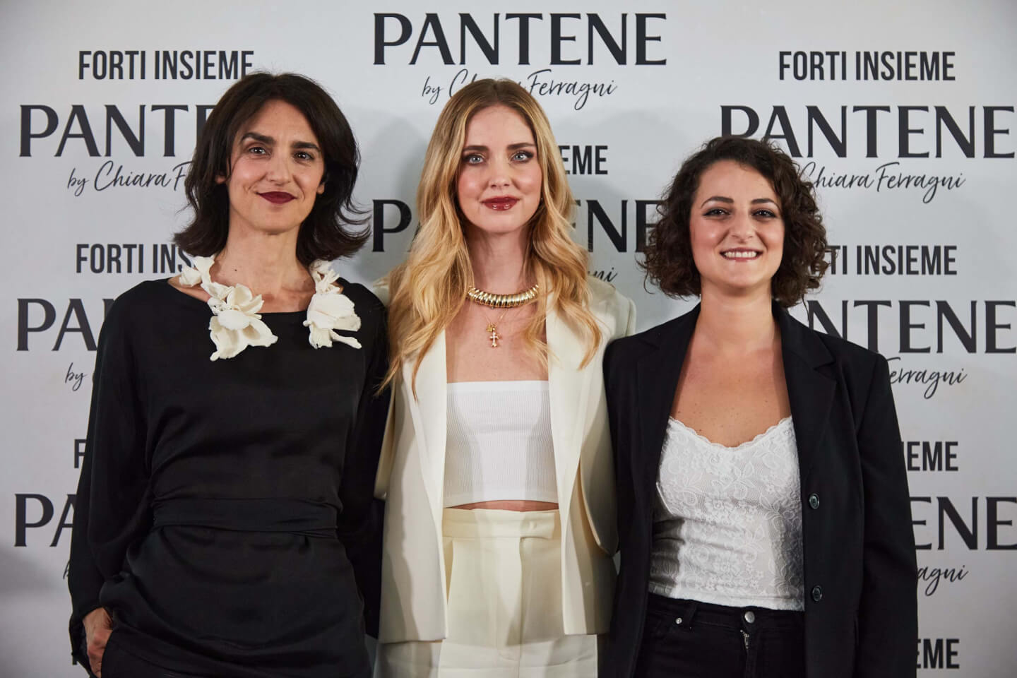 Forti Insieme: il talk con Unobravo, Chiara Ferragni e Pantene