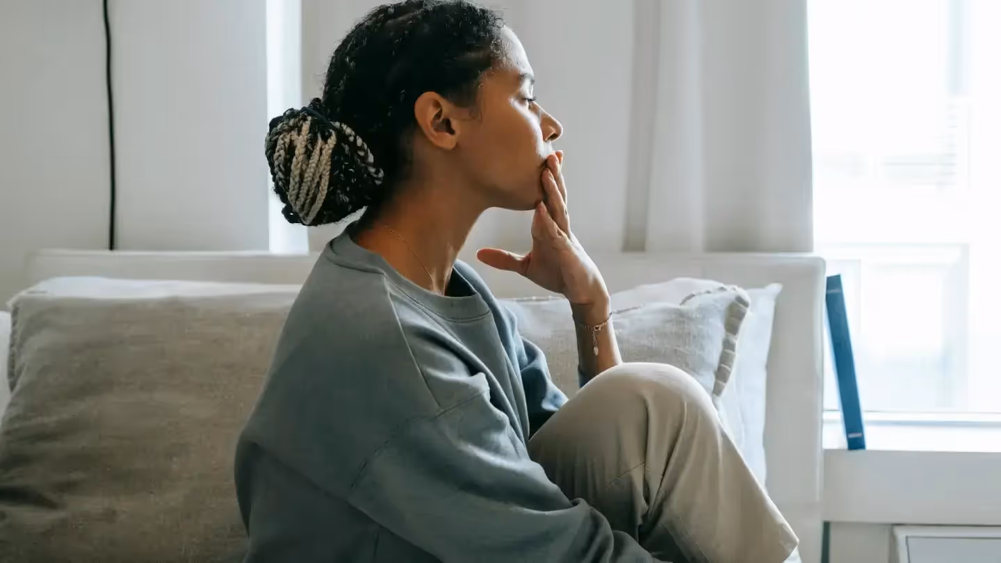 Pensieri Intrusivi: cosa sono, esempi e come gestirli