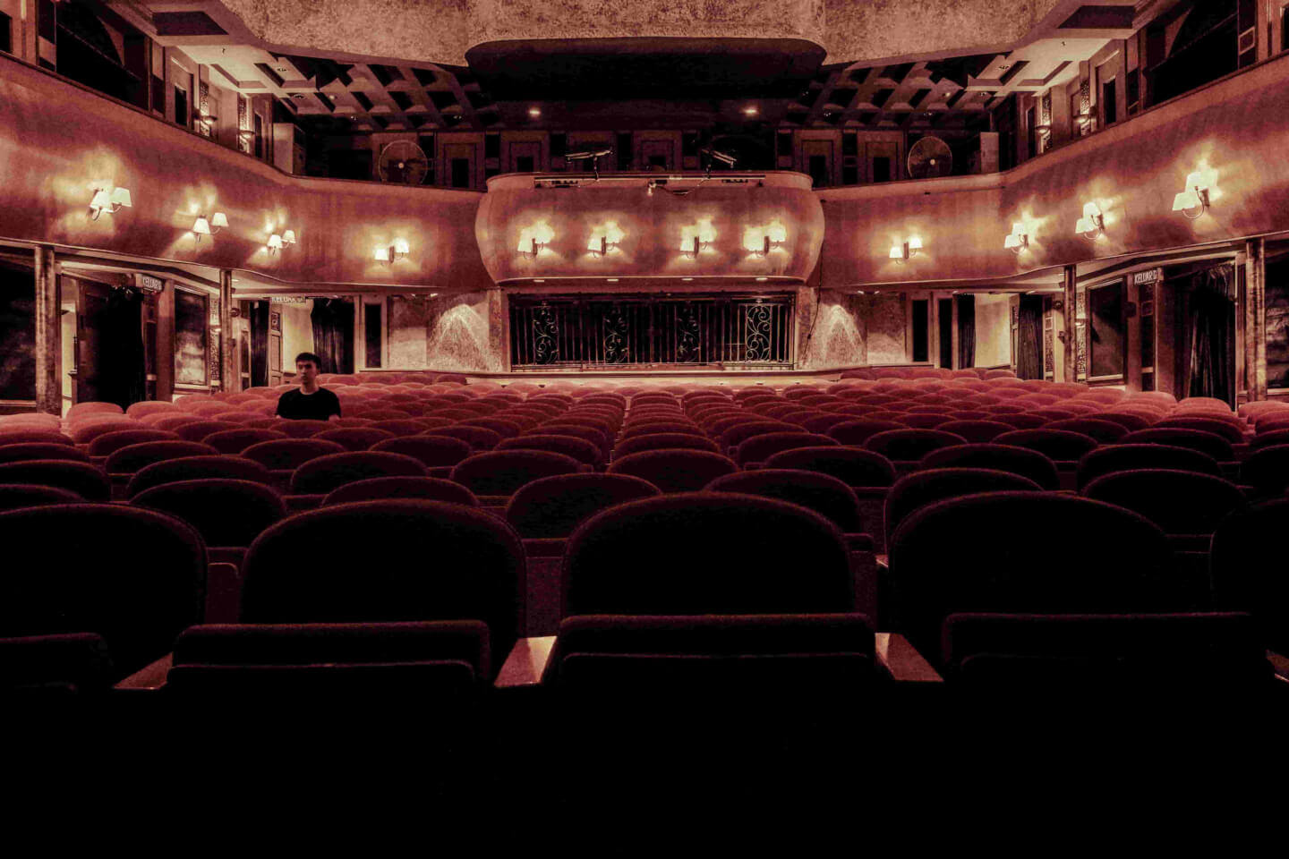 L’esperienza del teatro: quali sono i benefici psicologici?