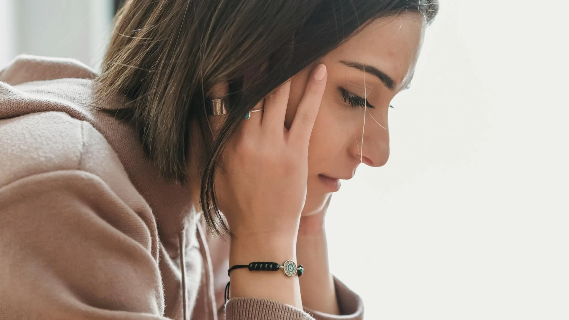 Existe una conexión entre la alexitimia y los trastornos psicosomáticos