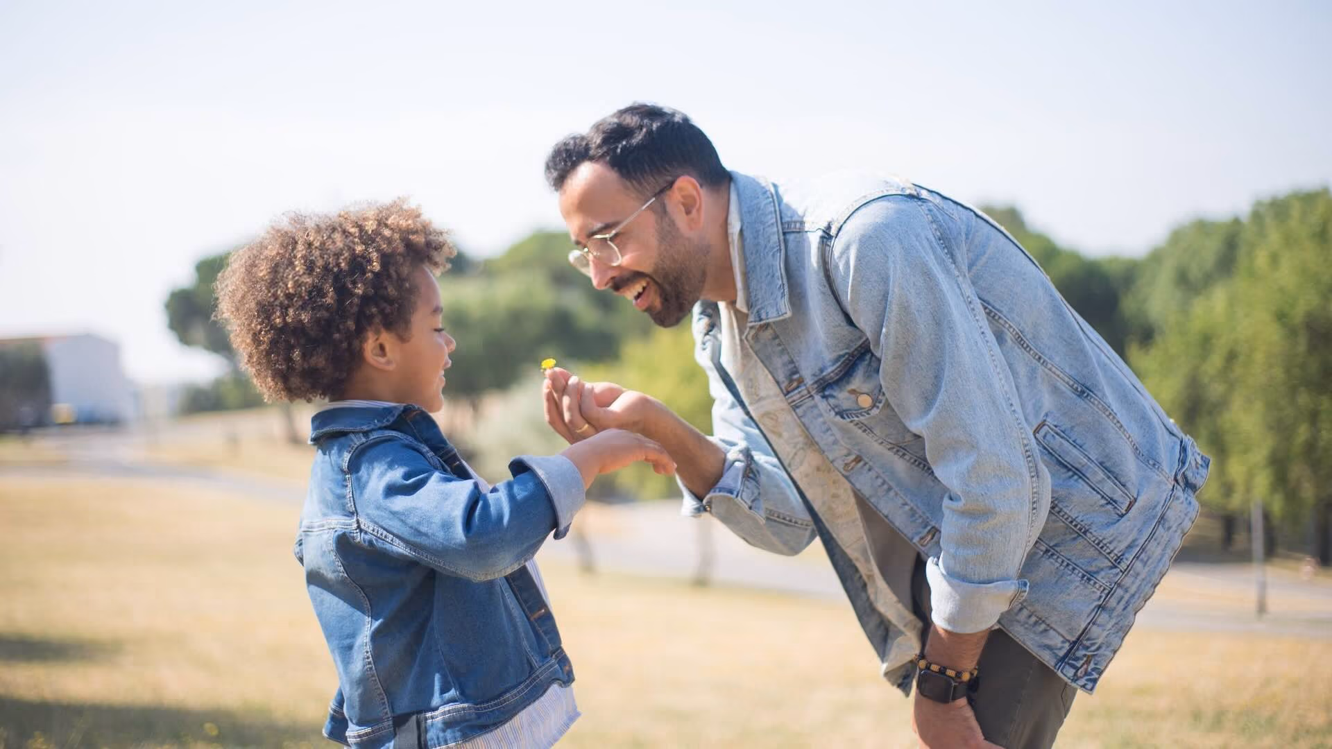 Disturbo da impegno sociale disinibito: quando il bambino non distingue gli estranei