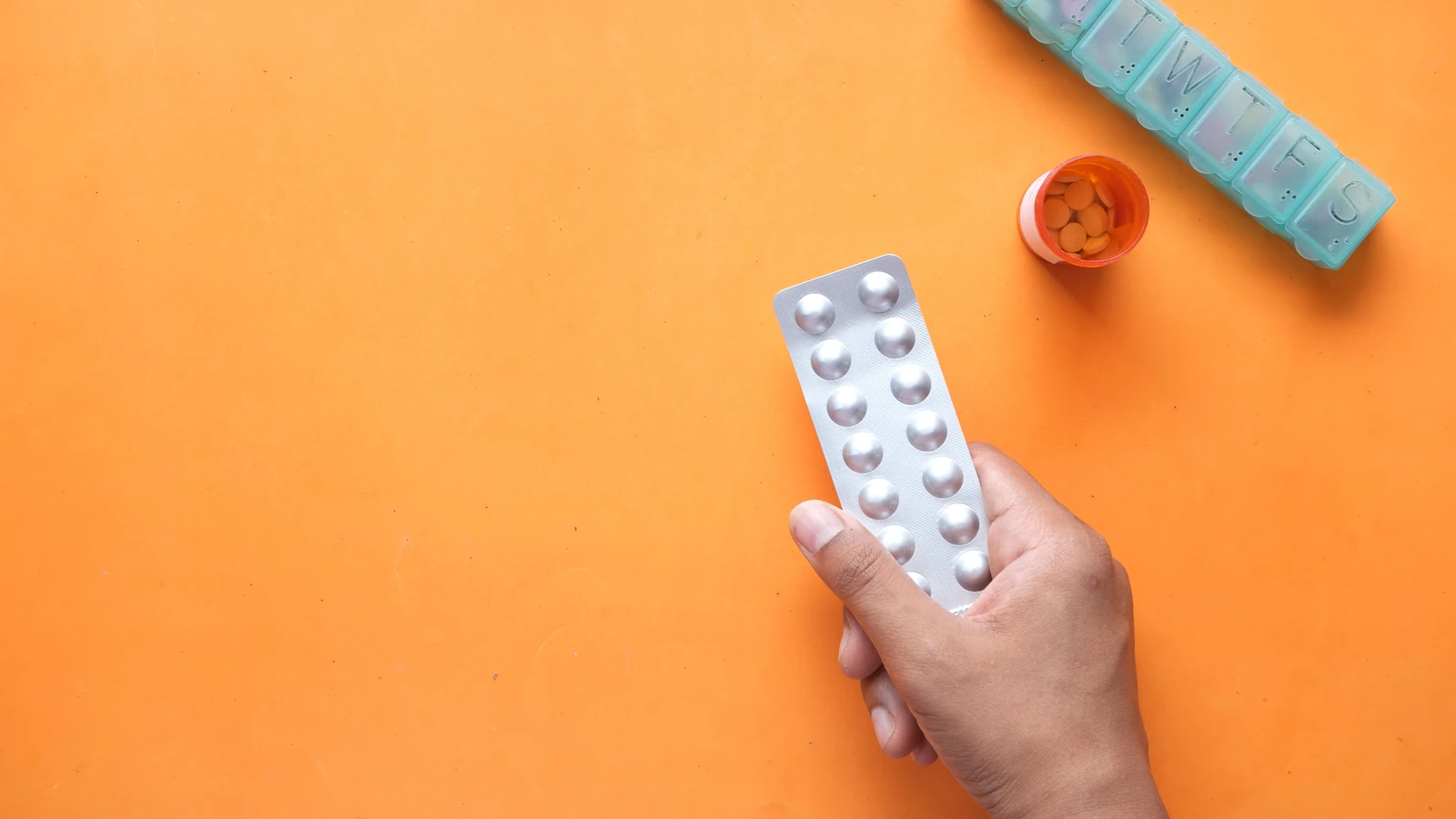 Triciclici: cosa sono, effetti collaterali e psicoterapia
