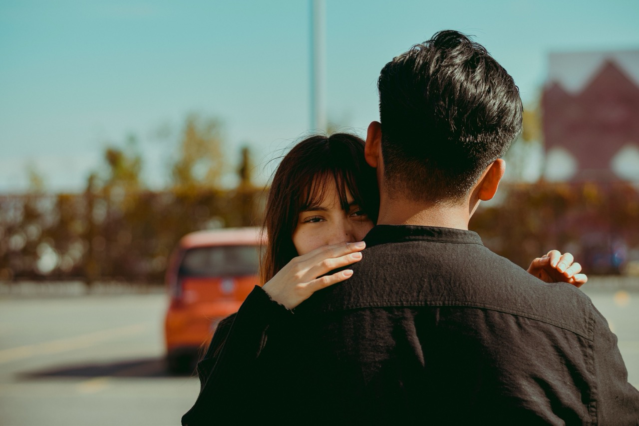 Quando il partner si trasferisce: come gestire le emozioni negative?