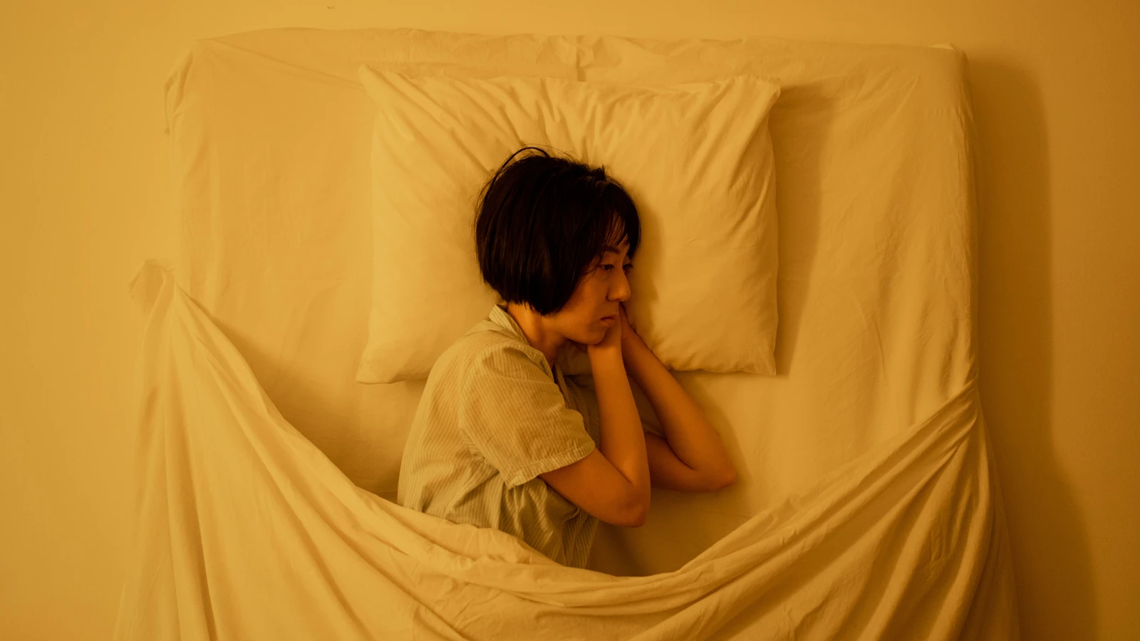 Immagine gratuita di una casa, persona addormentata, angoscia
