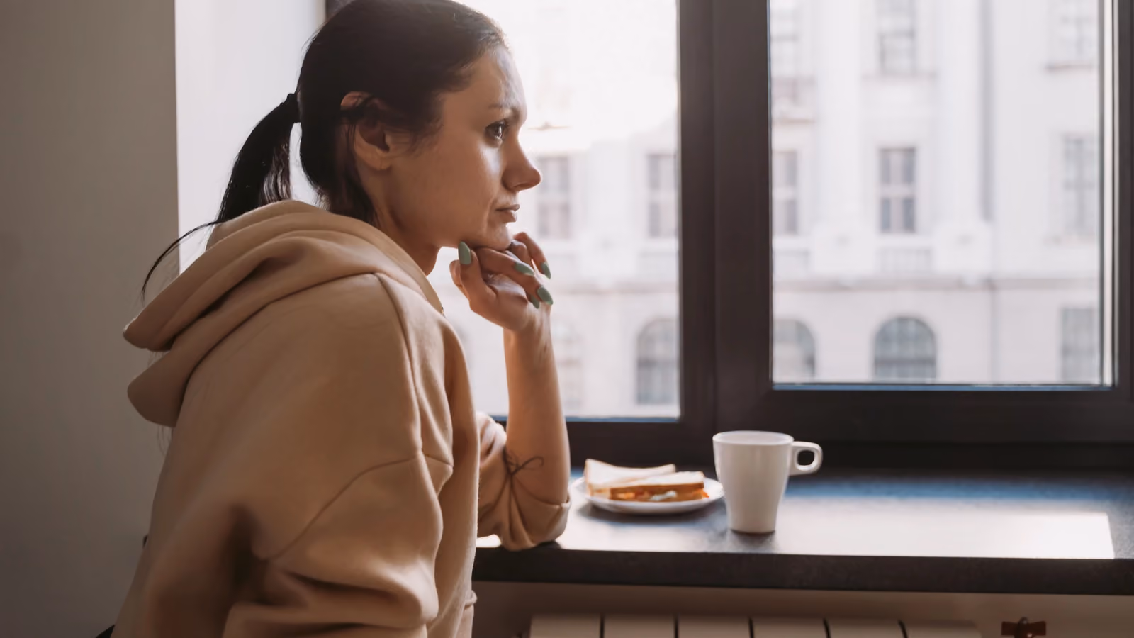 Conversazioni che non finiscono mai: perché continuiamo a ripensare a ciò che abbiamo detto