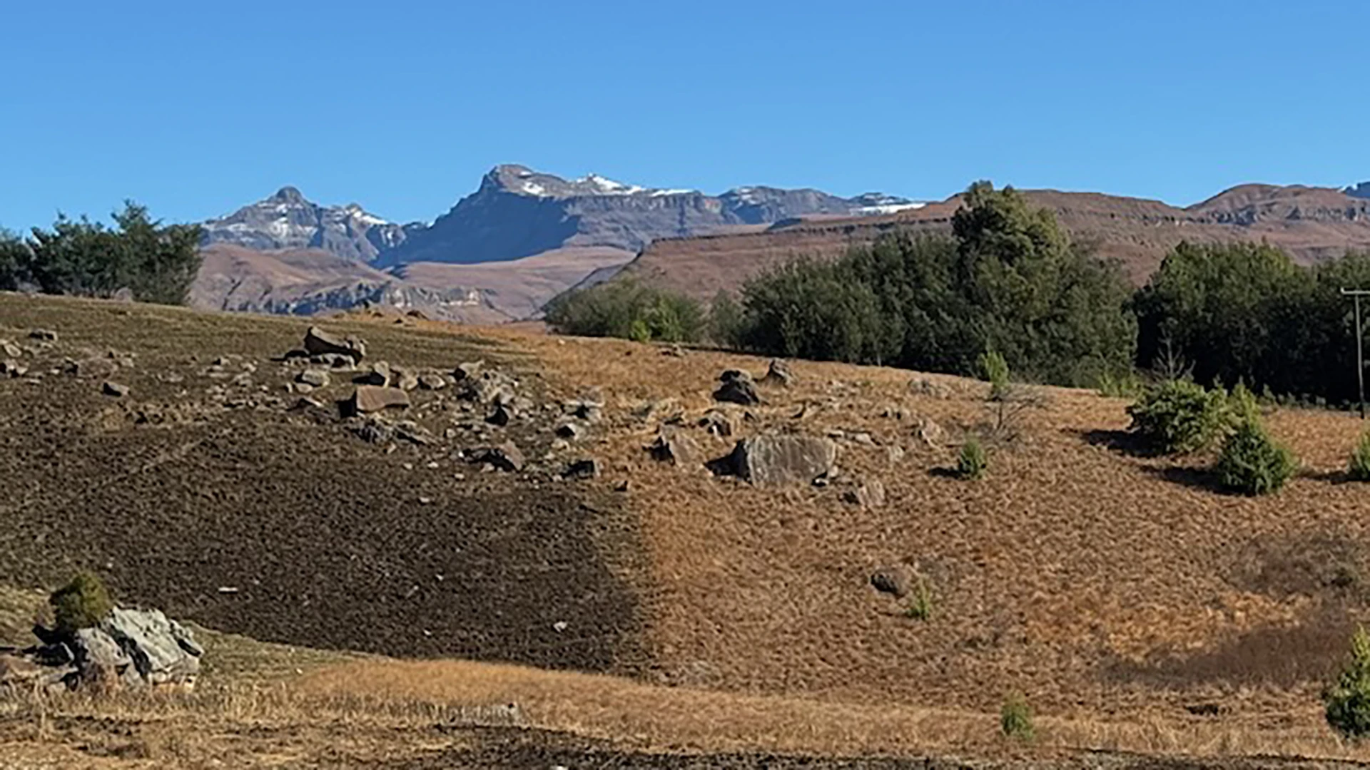 The Giants Cup seen from the start of The Giants Cup Trail
