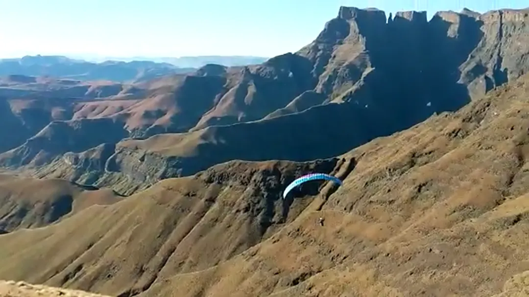 flying the short cut from Witsieshoek to Tindele.