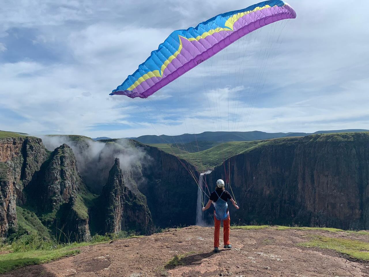 About to fly off toward the Maletsunyane Falls