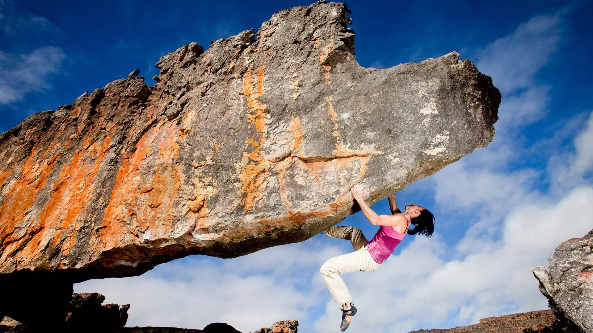 Jule Wurm on The Rhino, Rocklands, South Africa. 📷 M. Wiswedel
