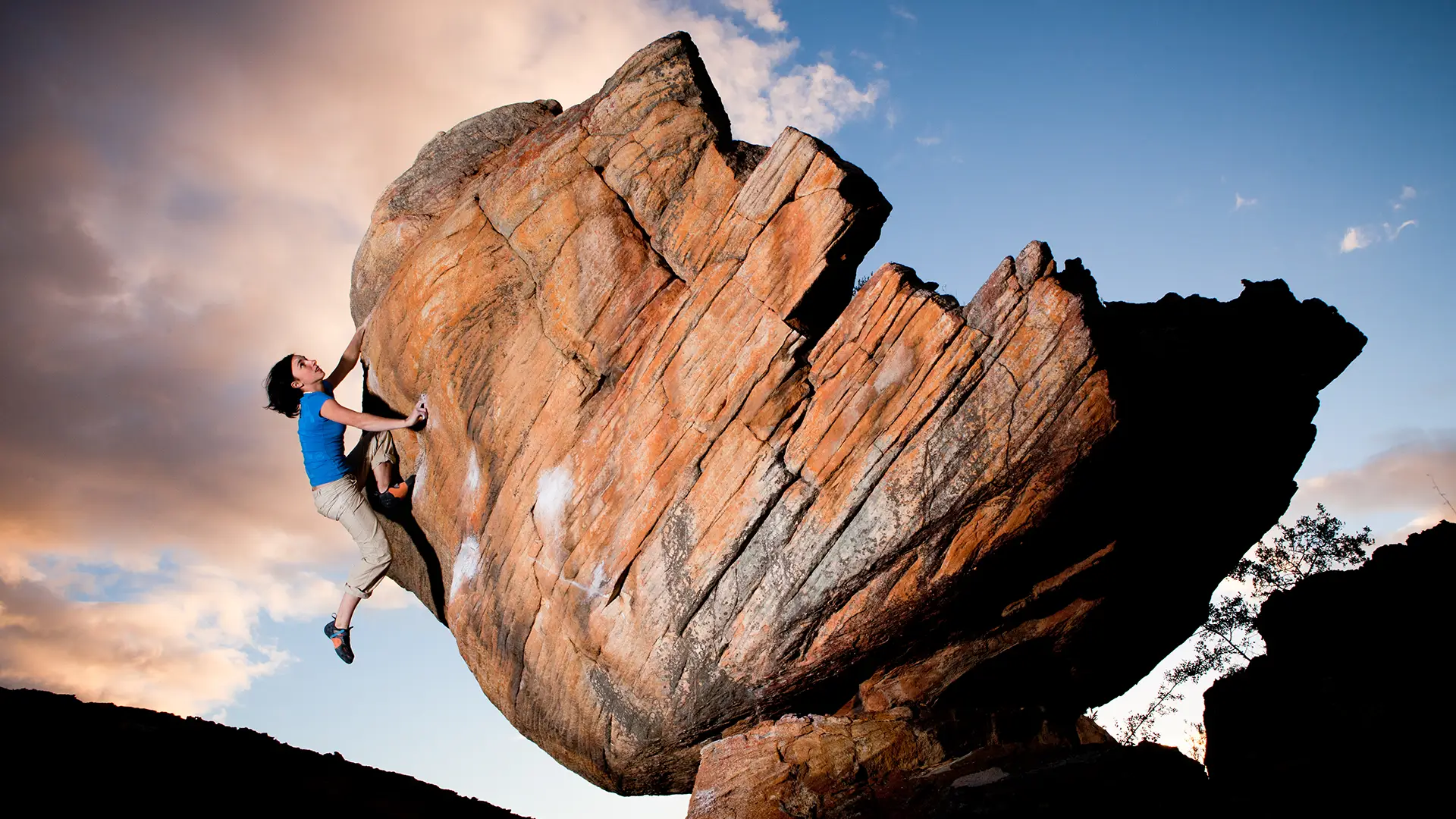 Jule Wurm on The Hatchling (before it hatched), Rocklands, South Africa. 📷 M. Wiswedel