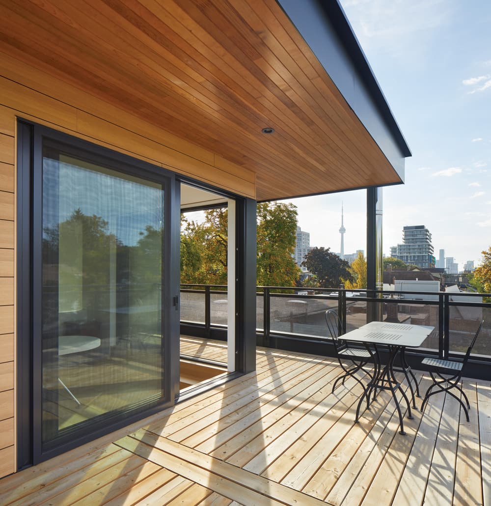 sân thượng, Kiến trúc sư Taylor Smyth