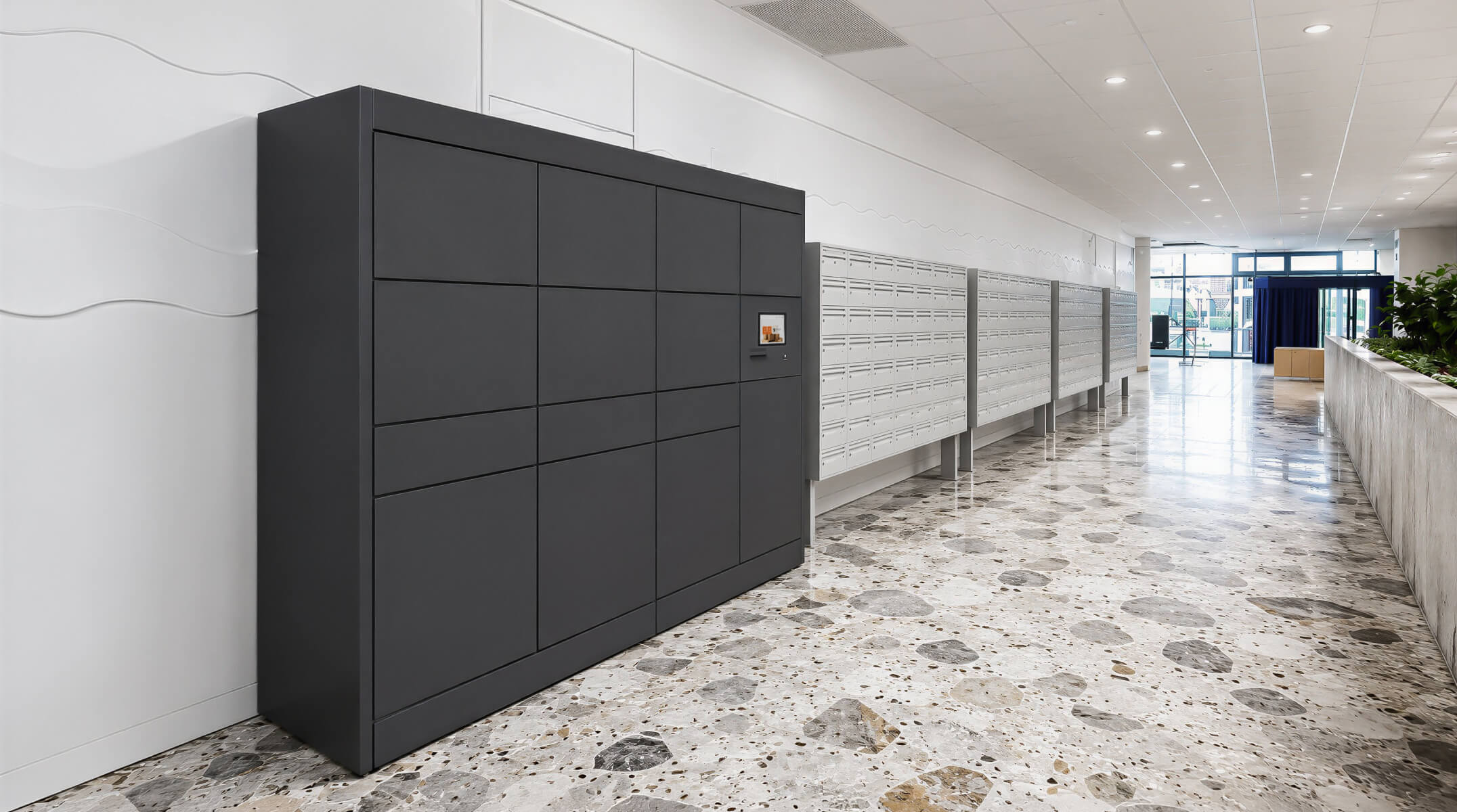 Surplus solar energy charging e-bikes at the locker location