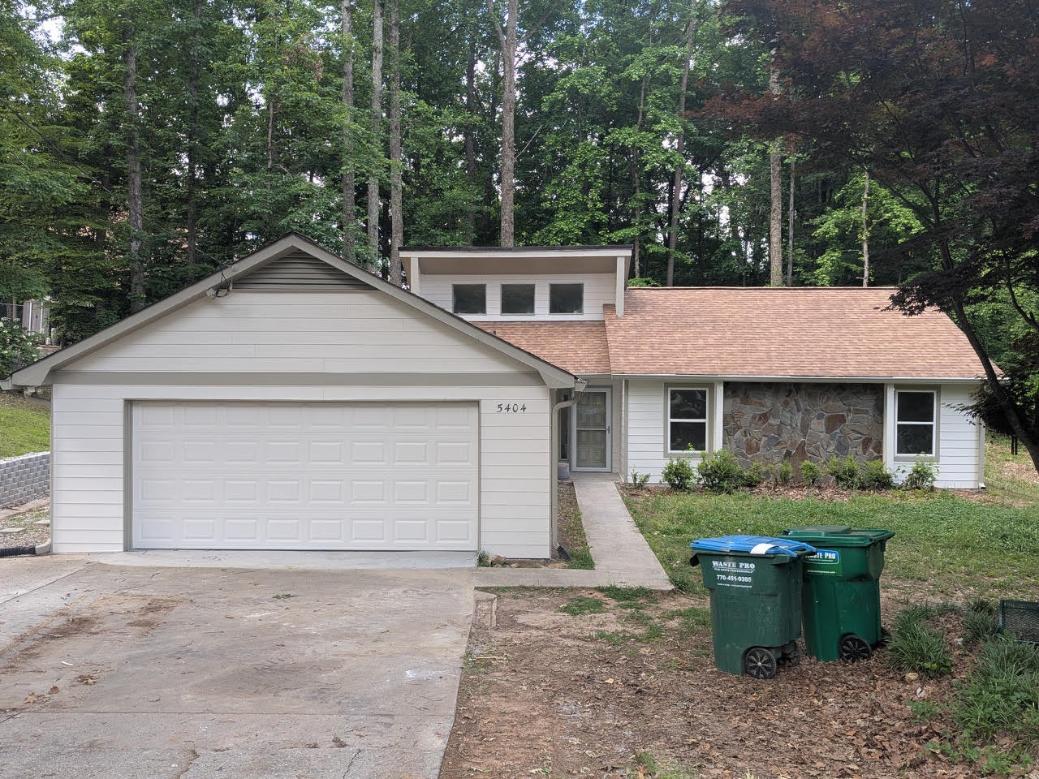 New James Hardie Smooth Siding Installation - Lilburn, GA
