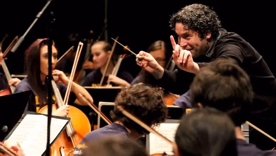 Gustavo Dudamel: an orchestra ahead of its age