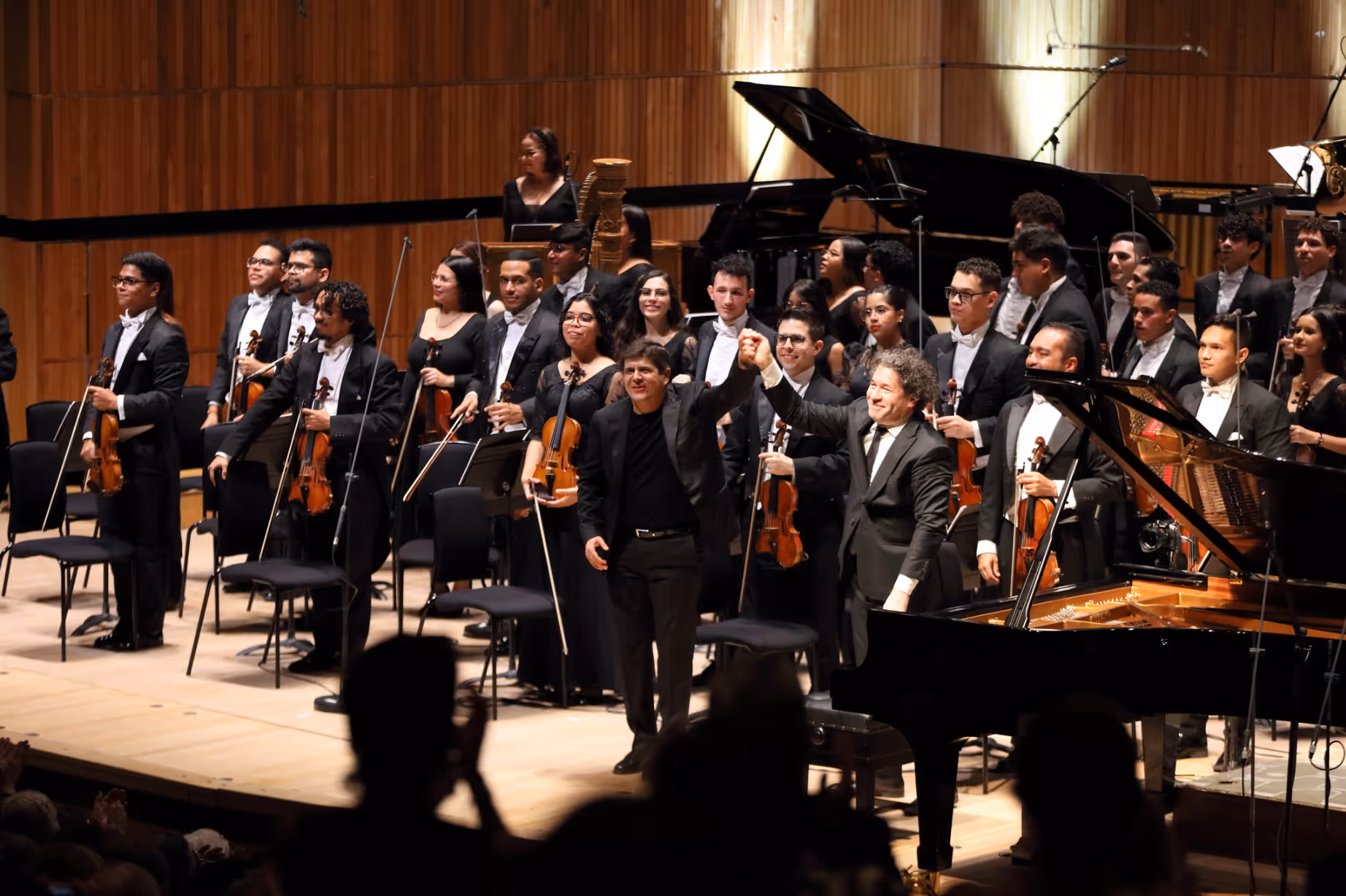 Simón Bolívar SO/Dudamel review — the audience partied like it was 2007