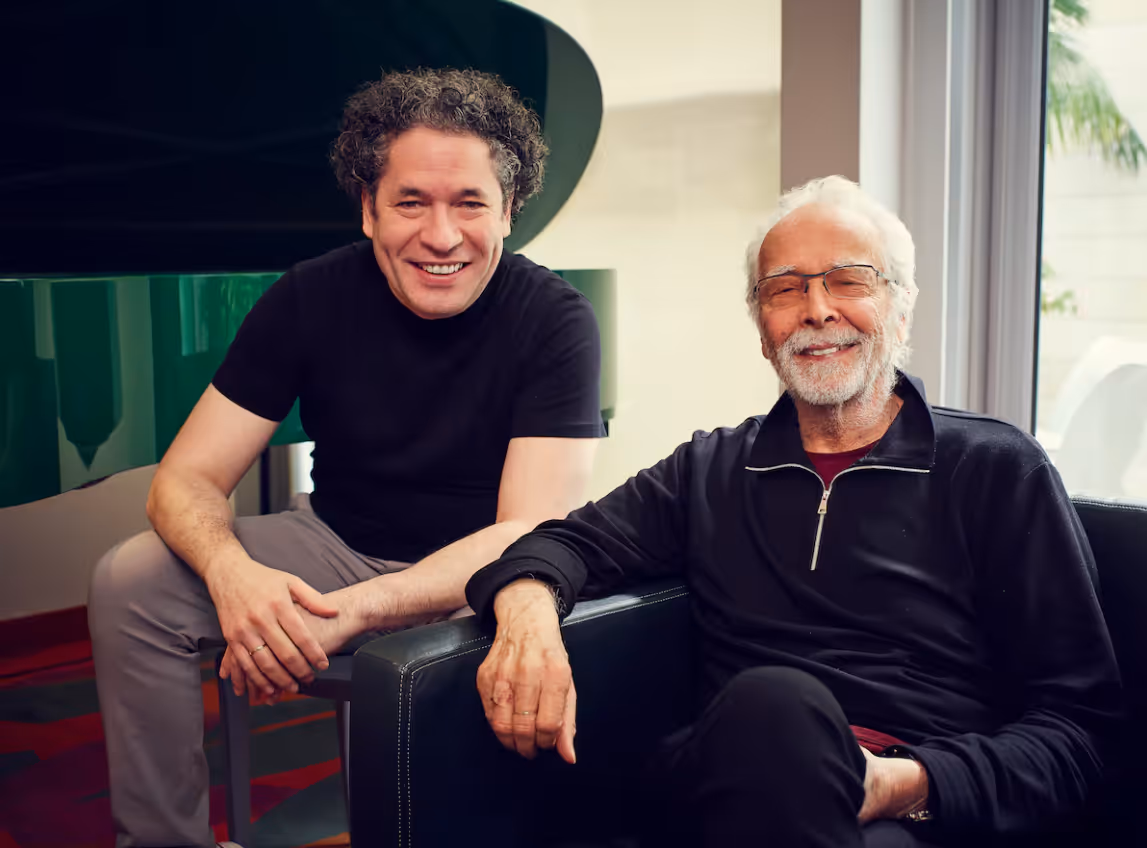 Gustavo Dudamel recibe un millón de dólares del trompetista Herb Alpert: “Podemos cambiar el mundo, pero pasa por la educación a los jóvenes”