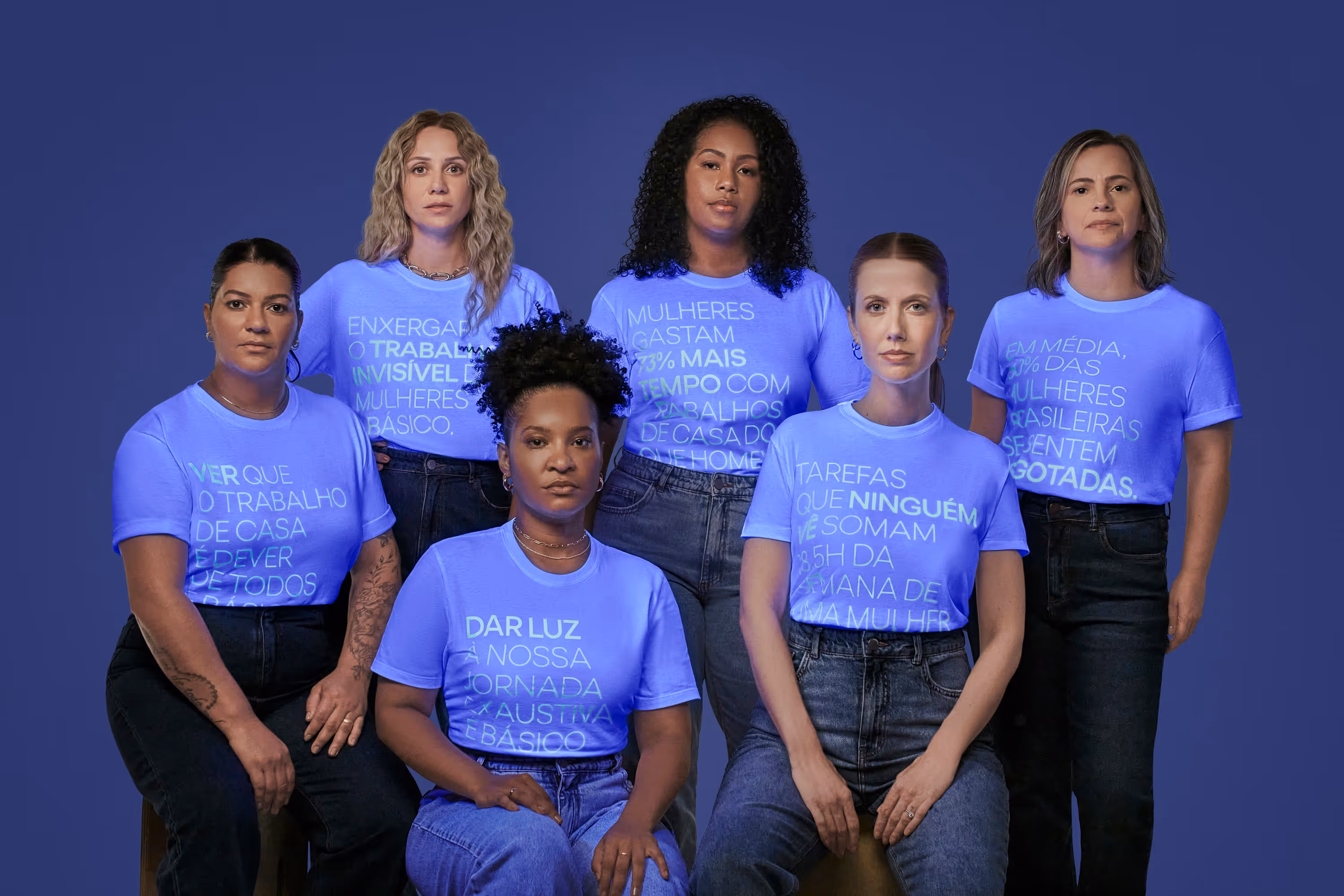 SER VISÍVEL É BÁSICO: Apagamos as luzes para dar luz à jornada exaustiva das mulheres