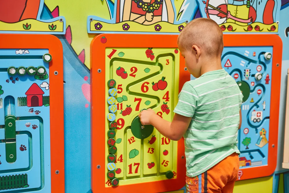 How Sensory Play Panels Support Emotional Regulation in Shared Spaces