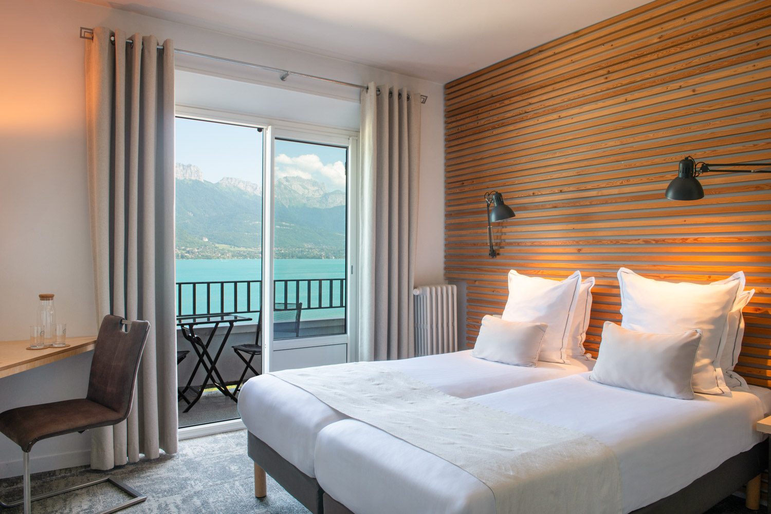 Superior Room - Lake Side with Balcony