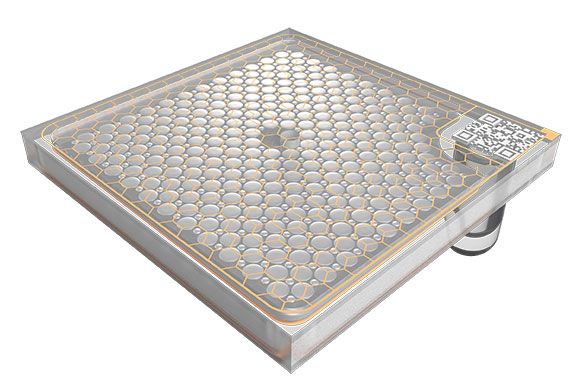 Kvadratisk lampa med hexagonalt mönster och en QR-kod i hörnet, designad för Patented Far UV technology.