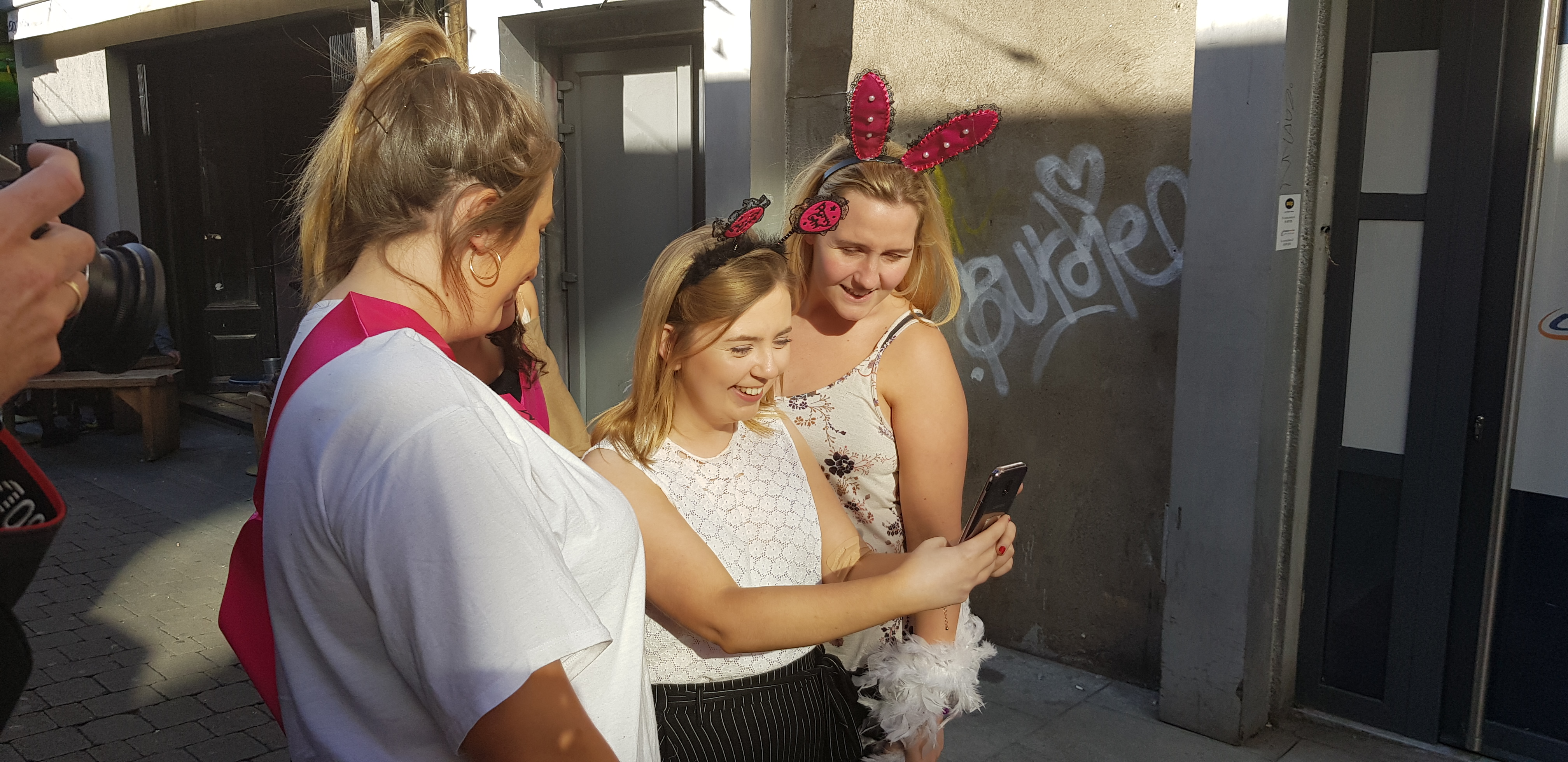 Outdoor Escape Games Hen Party: THE BIG ESCAPE Guide