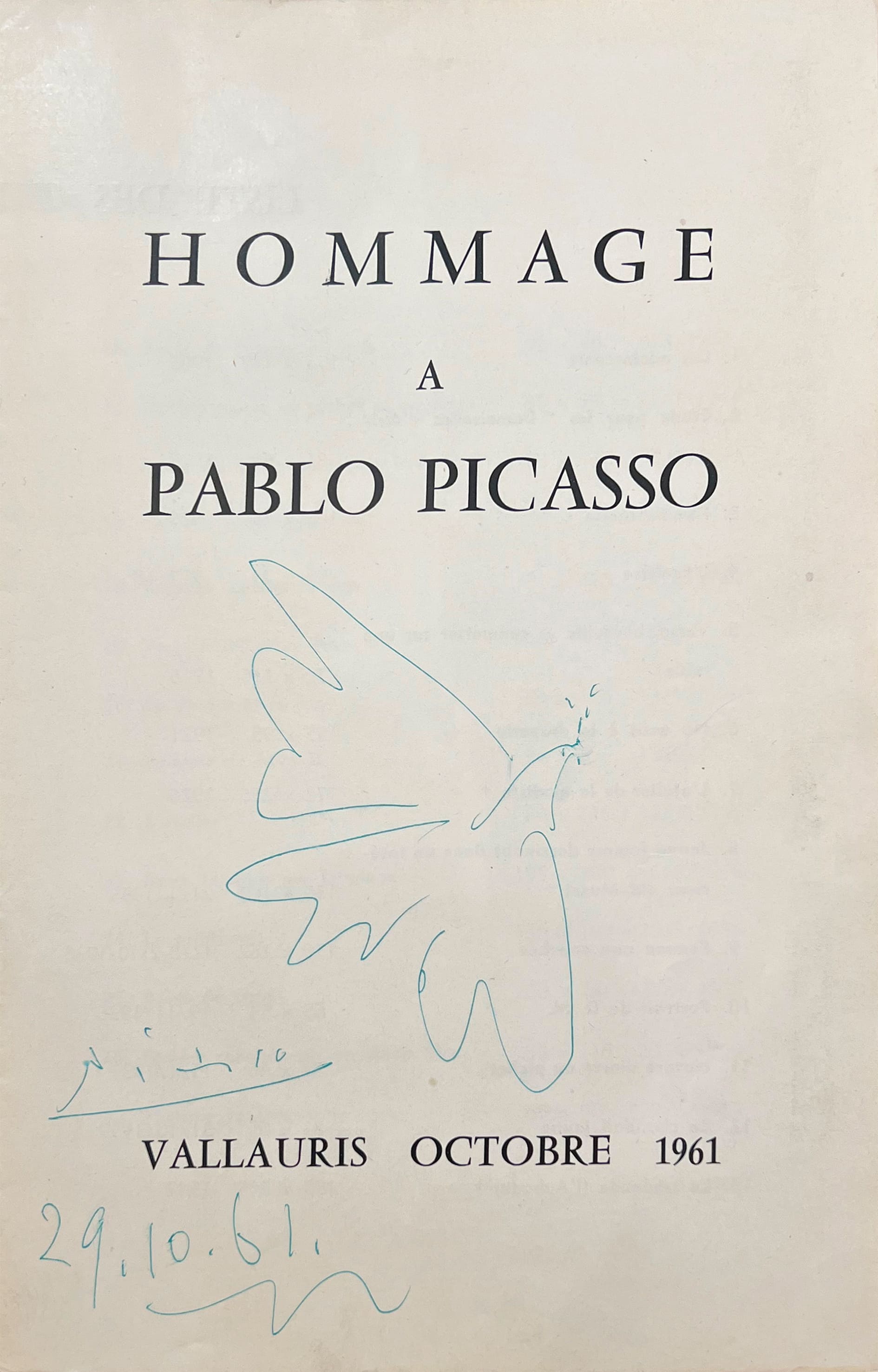 Dessin original de Pablo Picasso, Colombe de la Paix (1961), réalisé à l'encre sur papier. Une colombe stylisée est représentée d'un trait noir fluide et minimaliste, symbole universel de paix et de liberté. L'œuvre est signée et datée en bas à gauche par l'artiste.