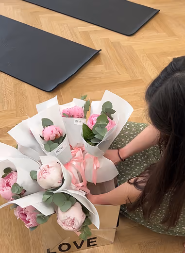 Kwiaty dla Twoich pracowników z dostawa we Wrocławiu przygotowane przez Be My Flower