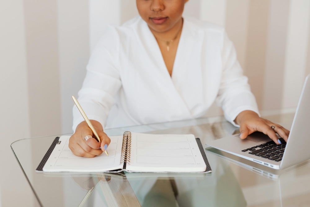 How Patient Advocates Help With Neuropathy Pain Documentation