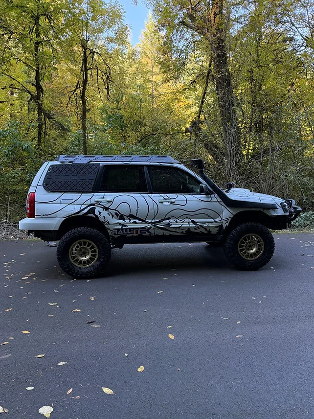Off Road Subaru Forester with sleek all aluminum roof rack 