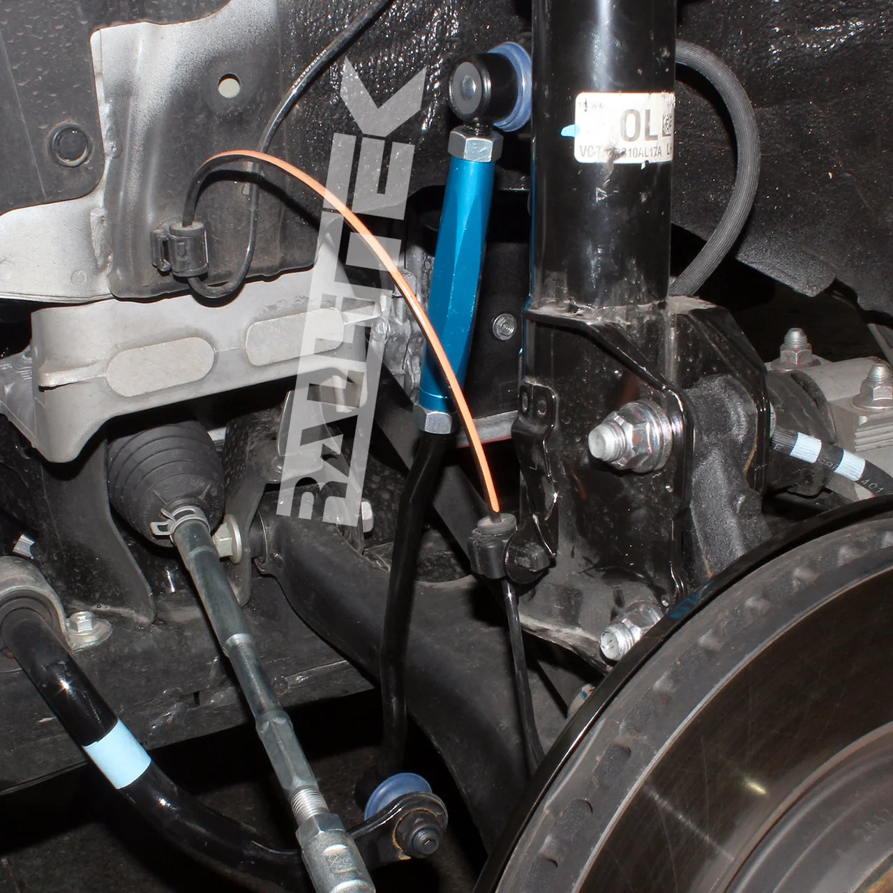 Off road Subaru Outback with adjustable sway bar endlinks 