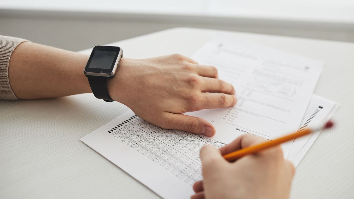 Jura Quiz im Studium: Lohnen sich Multiple-Choice-Fragen?
