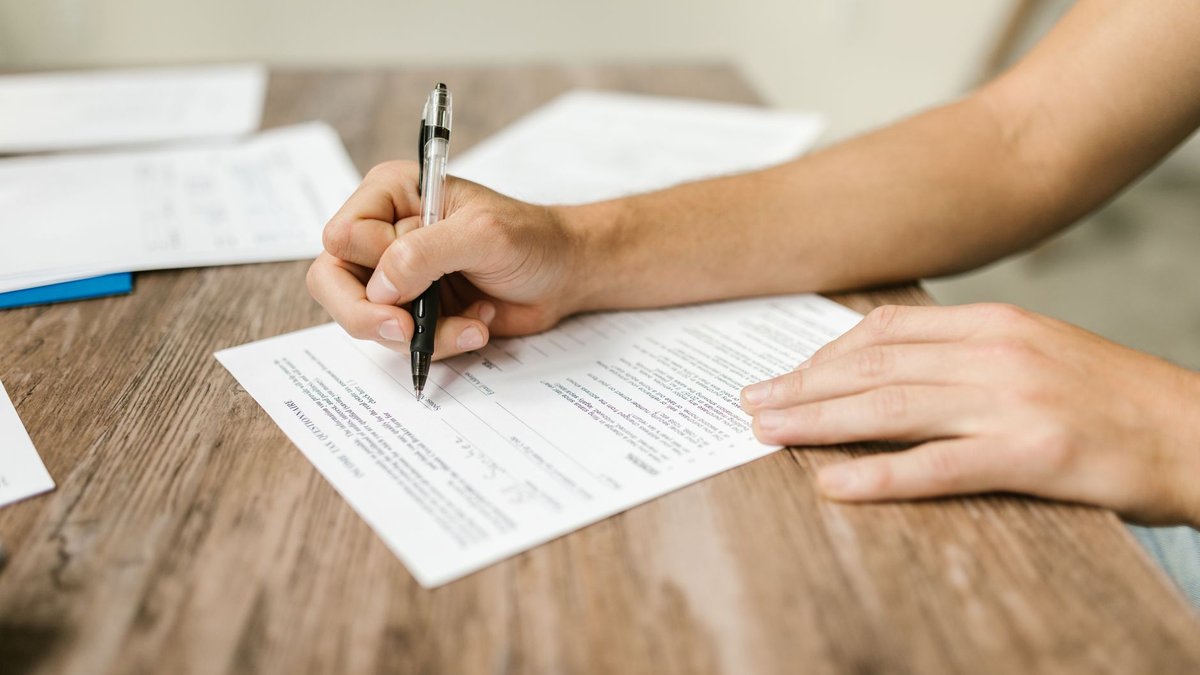 Diplom-Jurist: Was bringt der Titel nach dem 1. Examen?