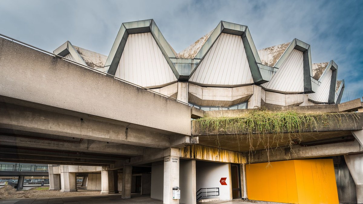 Uni Bochum Jura: Lohnt sich das Jurastudium 2026?