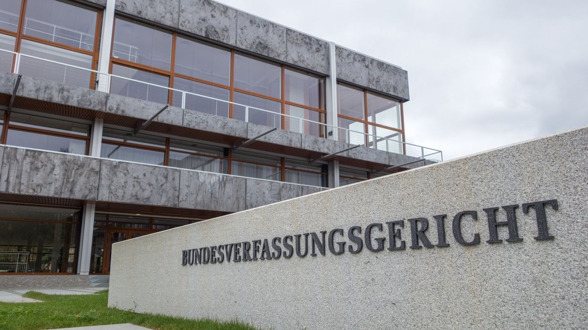Bundesverfassungsgericht, BVerfG: Alle Aufgaben, Richter & Wahl