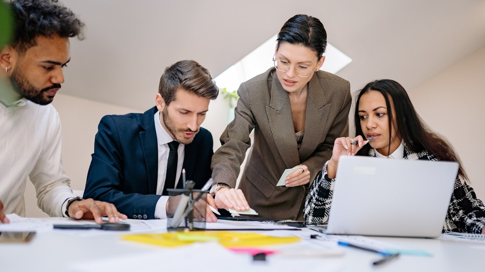 Key Technologies Behind AI Life Planners