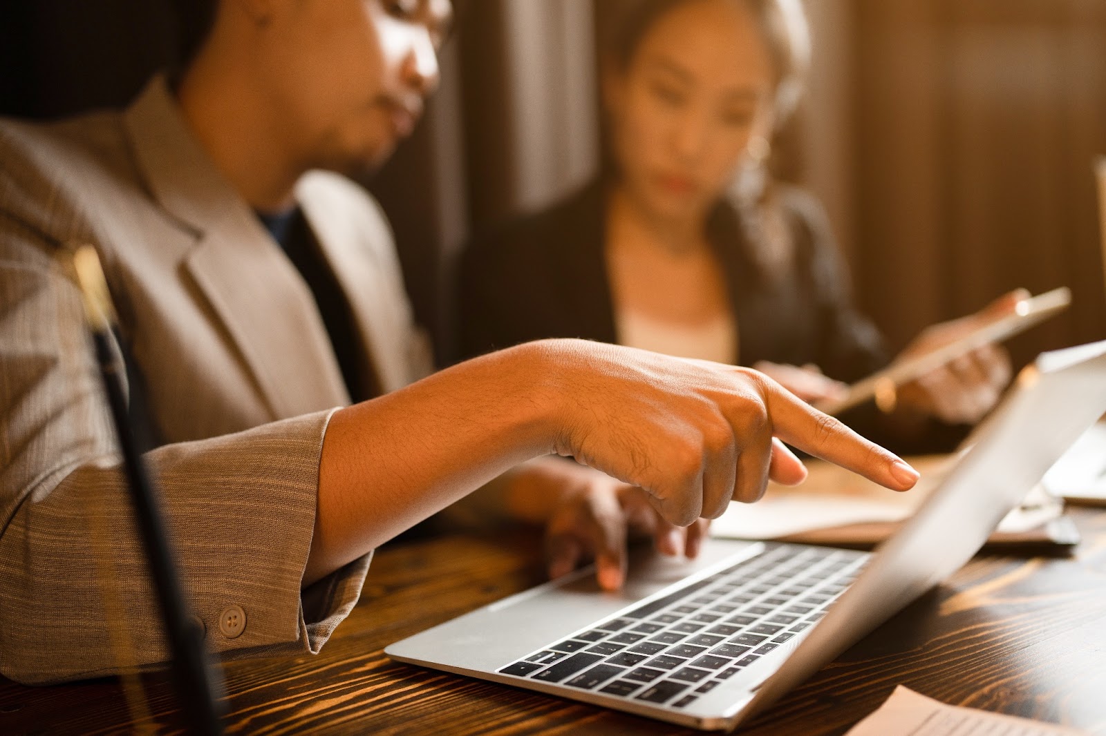 online credibility, brand messaging, online reviews, online trust