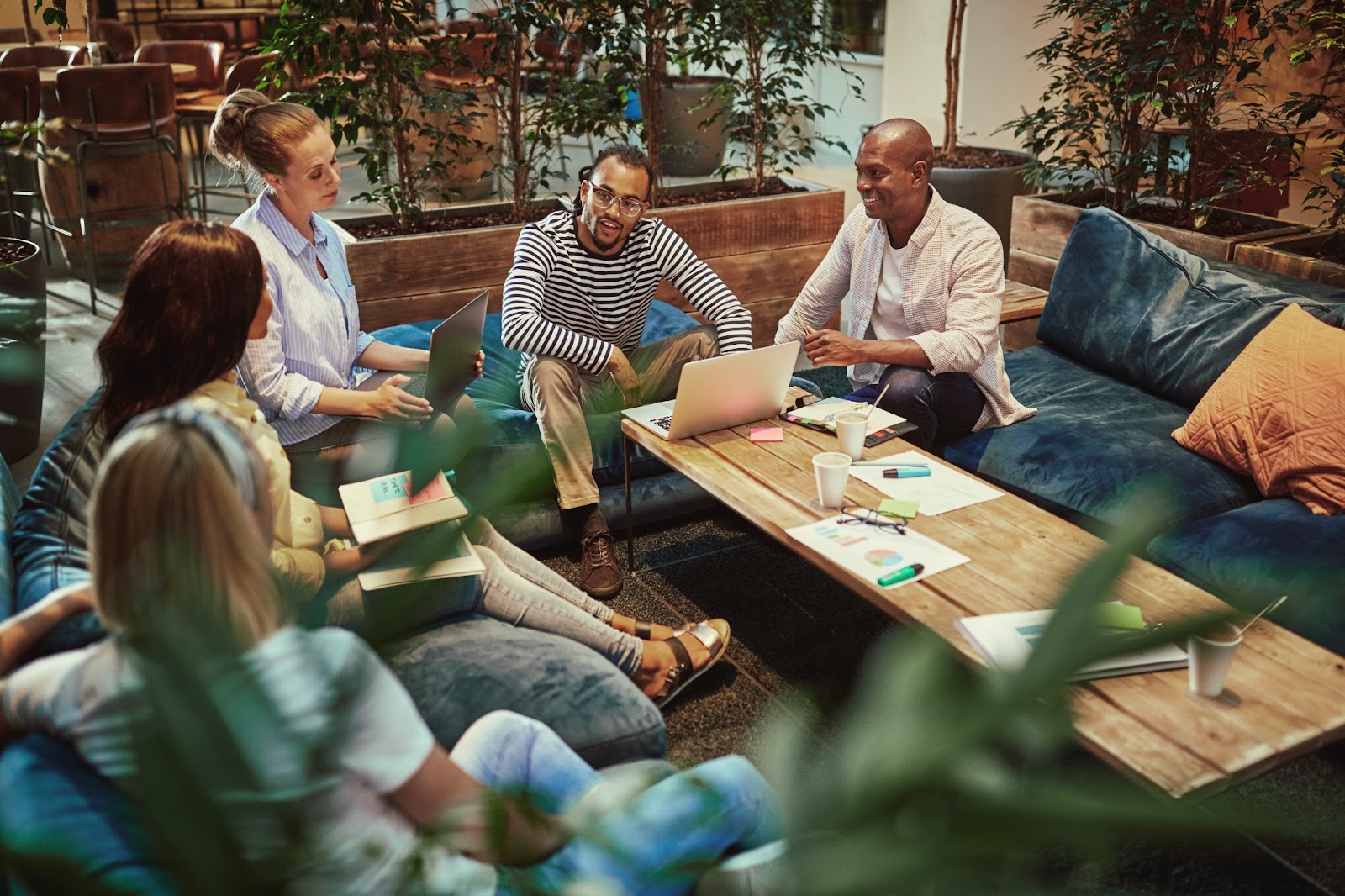 content strategy, business audience, b2b networking, thought leadership, brand awareness