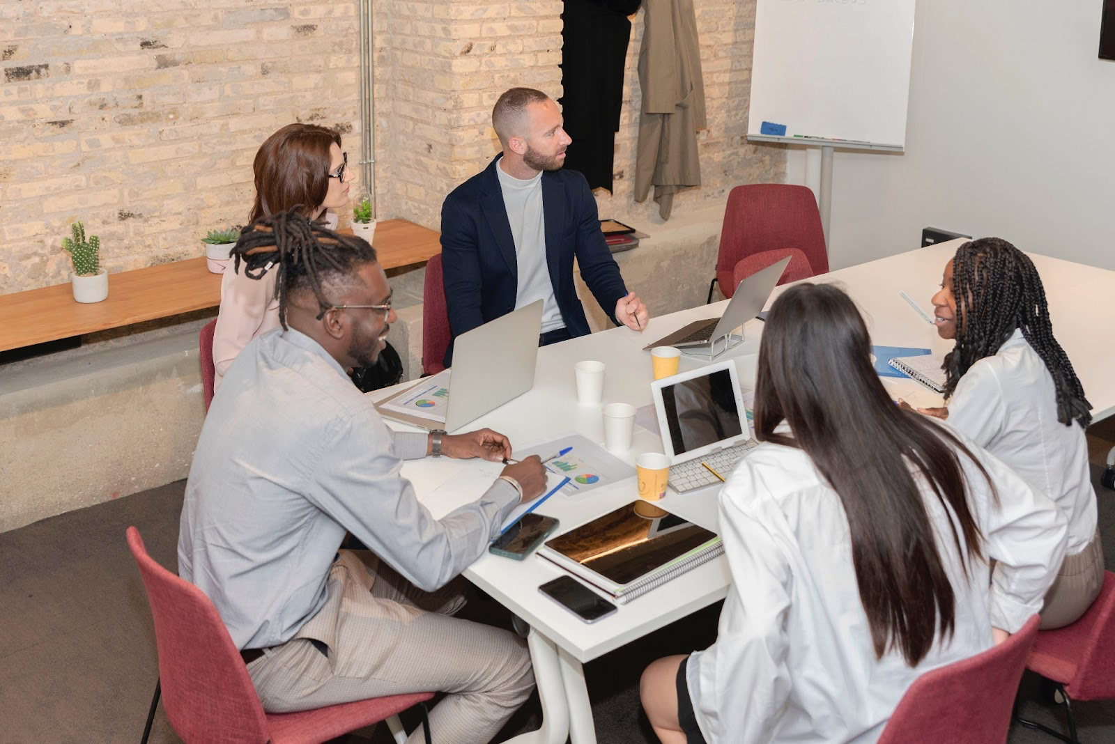 multi channel challenges, multi channel success, integration quality, implementation roadmap, channel saturation