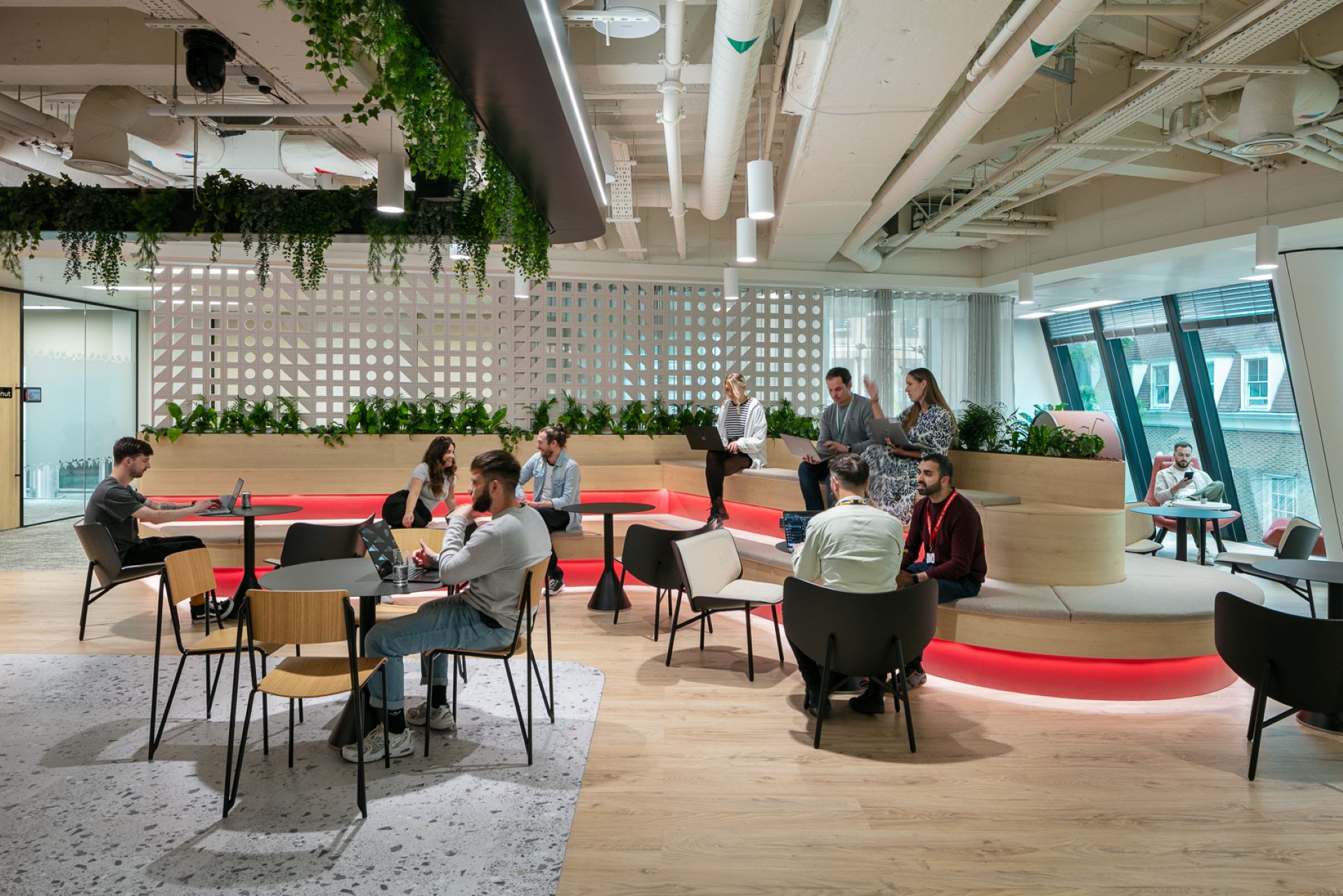 Office space planning: what it is, why it matters, and how to do it hero image