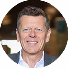 Portraitbild von Dr. Georg Emprechtinger, Geschäftsführer Team 7 Natürlich Wohnen GmbH