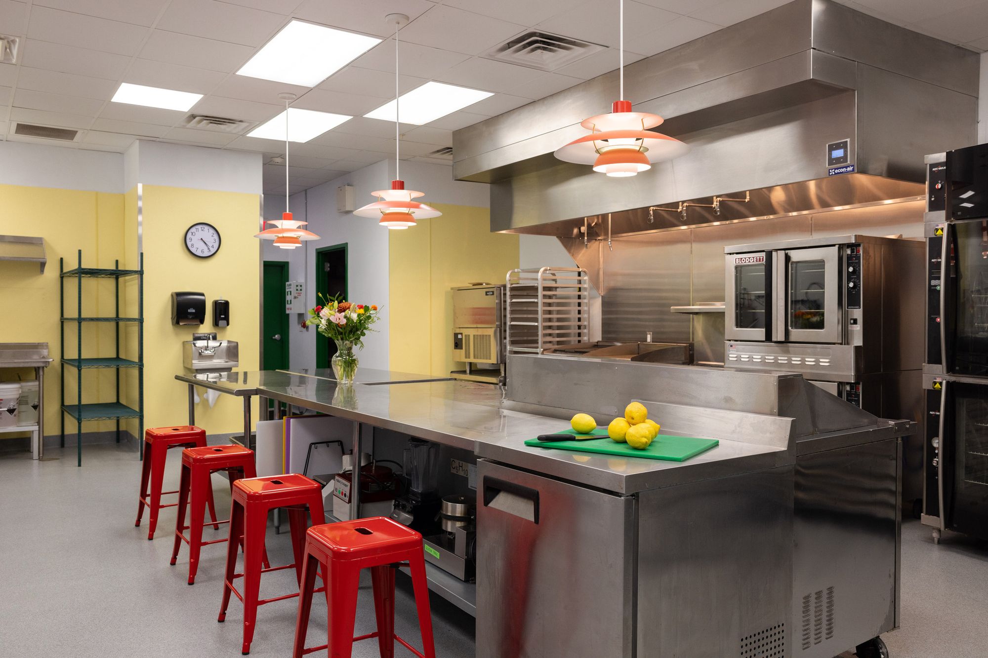 Explore Weezie's Colorful Kitchen: A Vibrant Space for Every Chef