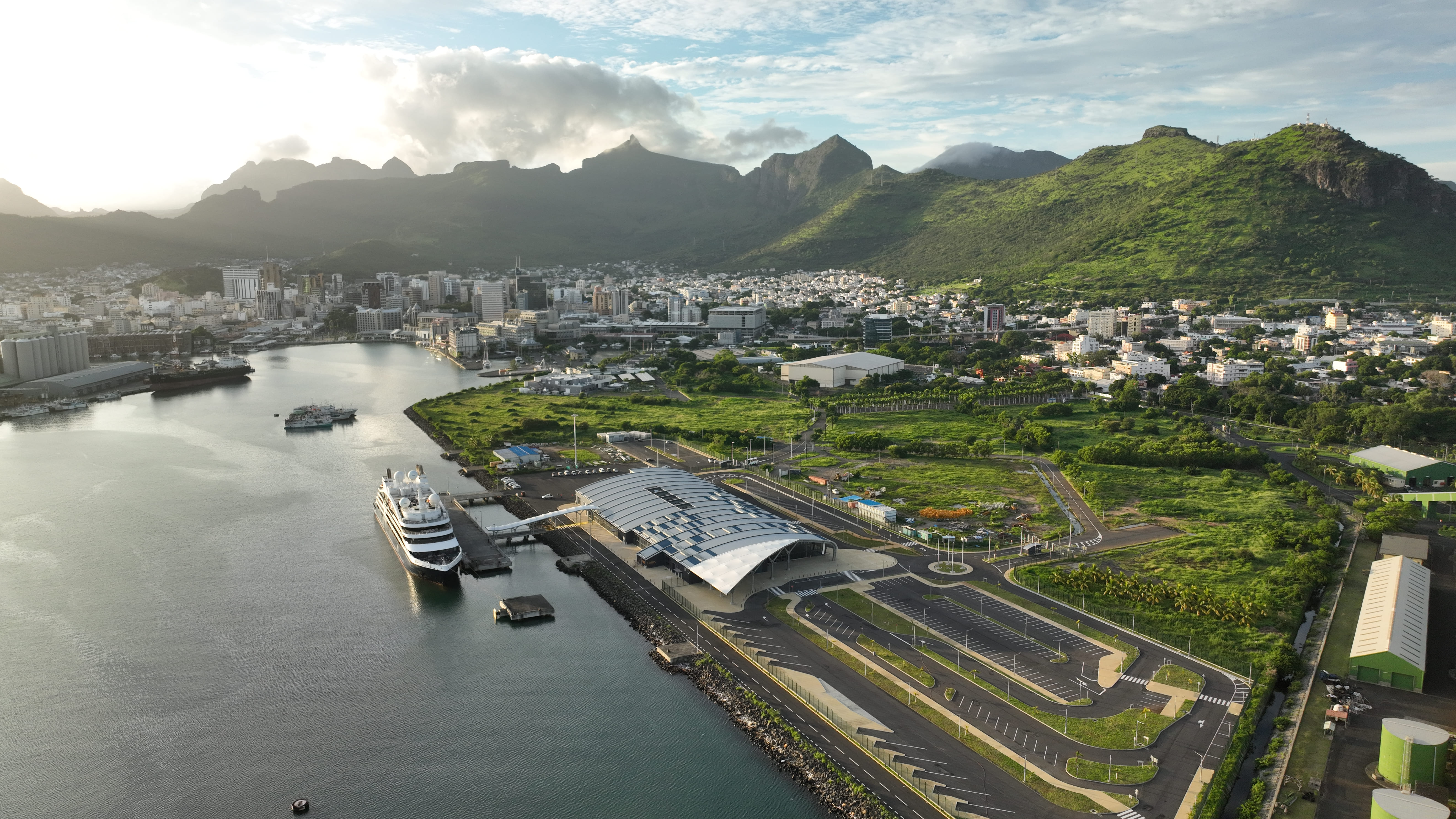 Mauritius Ports and Logistics: Building a Smart, Sustainable Gateway for the Indian Ocean