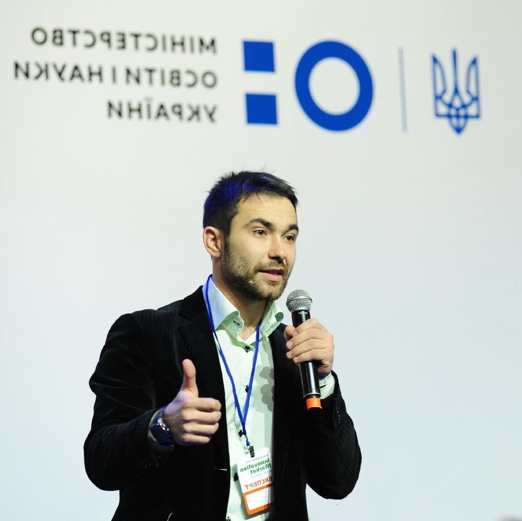Дмитро Віхров