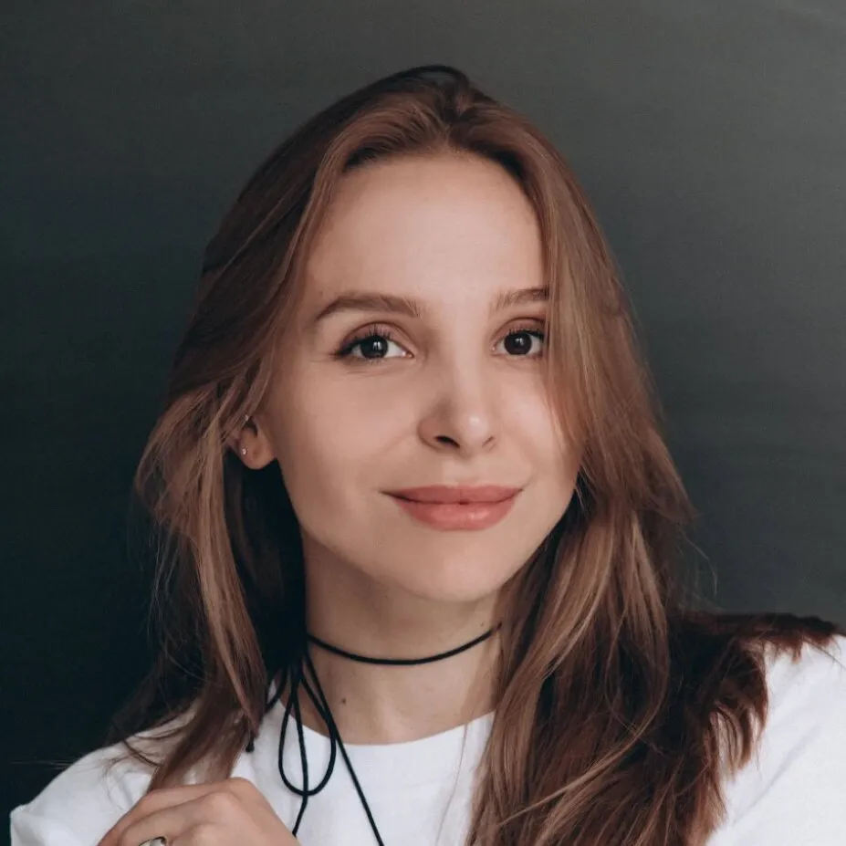 Надя Похила