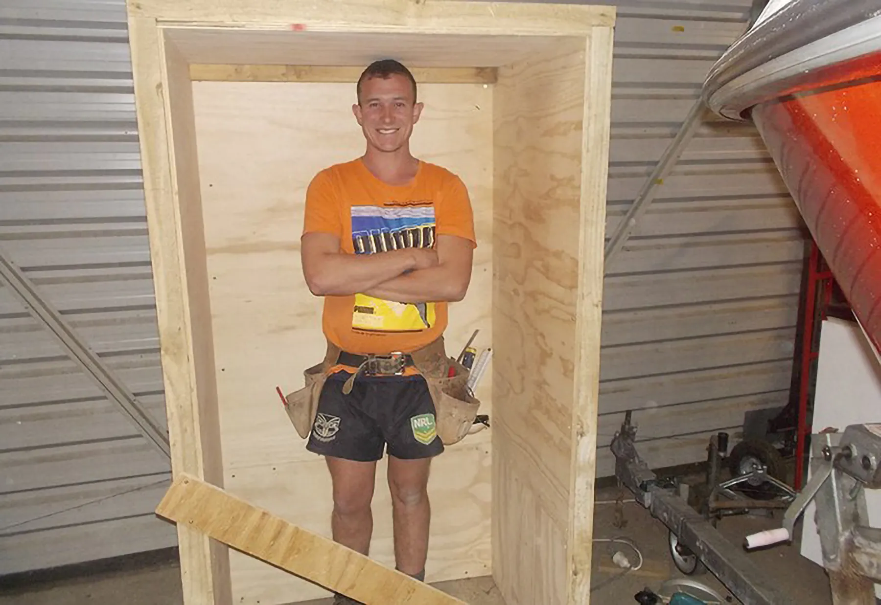 Internal framing obvious sets the height, and thus the capacity.