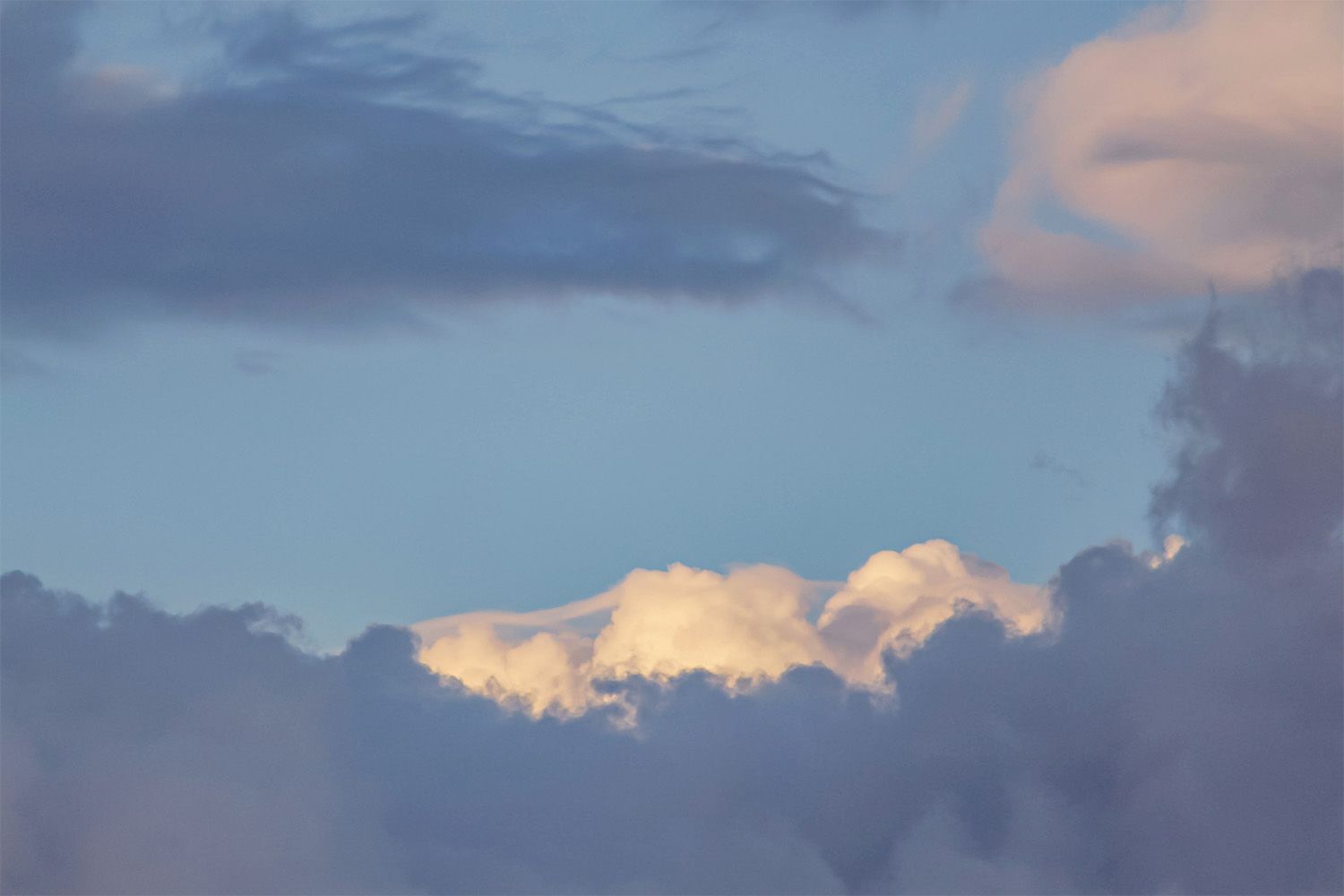 dacoparo · blue sky